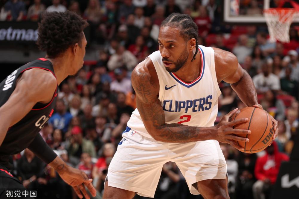 出沉着与精 出沉着与精